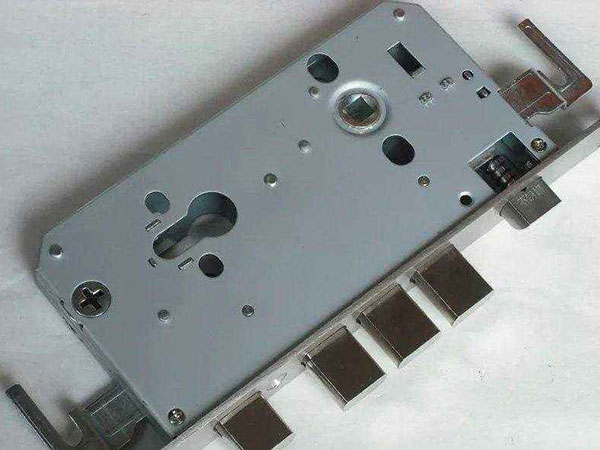 龙海24小时上门开锁公司