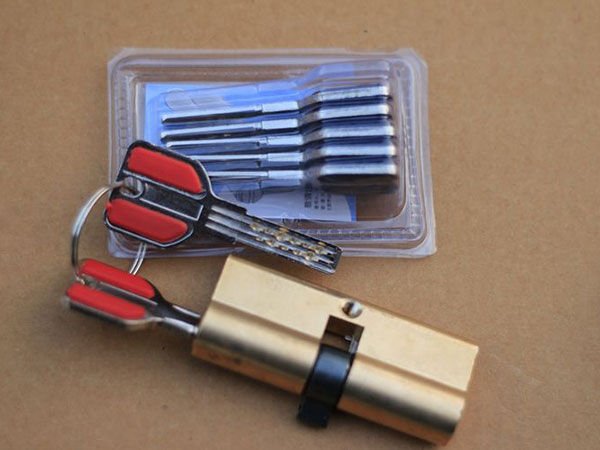 龙海24小时上门开锁公司